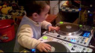 el DJ  mas joven del mundo  Dj  bENja