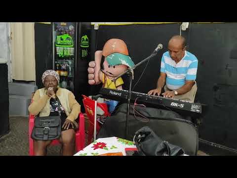 01)...Grupo das Margaridas se reúnem promovendo cultura musical entre grupos de idosos nos bairros