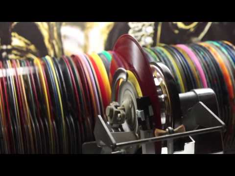 Jonnie's Jukebox Plays: Strange Kind Of Love - Darlene Love 1963