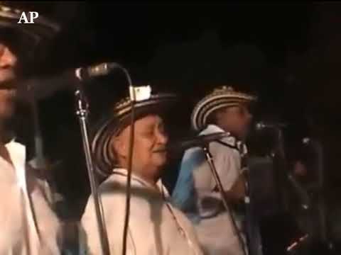 LA CUMBIAMBERITA  -  NACHO PAREDES  Y   LOS CORRALEROS DE MAJAGUAL