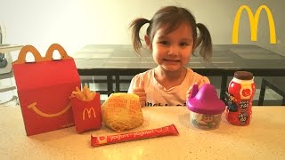 How to Make MCDONALDS Happy Meal Kid vs Food Skit 