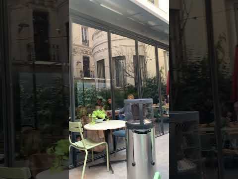 Fancy cozy café that serves healthy meals and drinks in Barcelona 🇪🇸🫶🏻Les Filles café 🍽️