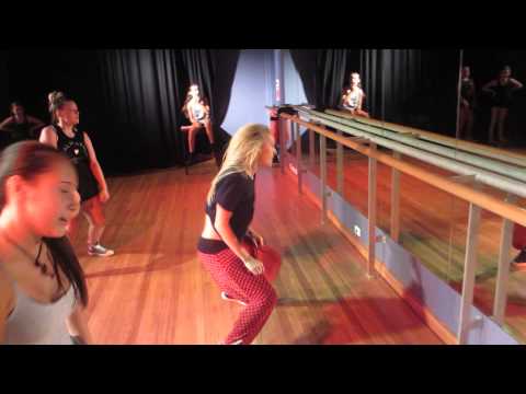 Nikki Snelson Class in Australia featuring Kelly White