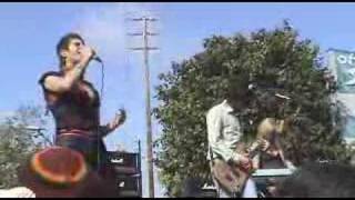 Satellite Party Venice Flashmob - Hard Life Easy