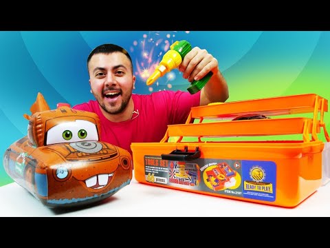 Tamir etme oyun videosu! Mater ile Barbie'ye yardım edelim! Çocuklar için