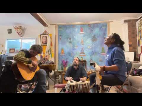 Khey Mey Na - Tenzin Choegyal with Shen Flindell and Marcello Milani