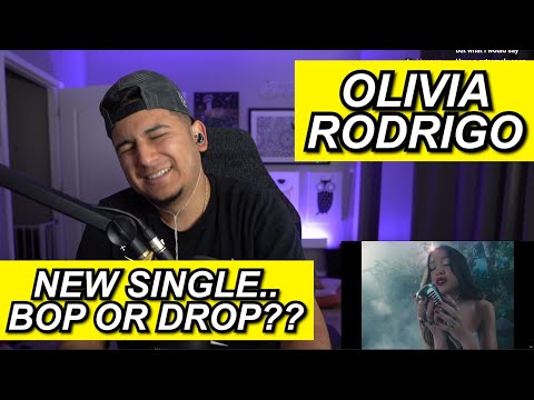 my first ever olivia reaction!! OLIVIA RODRIGO 'VAMPIRE' first reaction!!