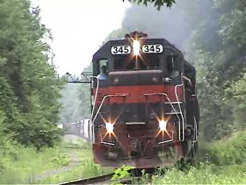 Guilford Rail Systems EDPB Westford Massachusetts 06-28-2003 GP40 345 leading