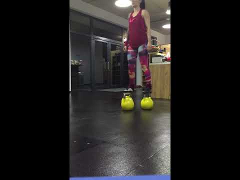 Balanced 16kg kettlebell snatch