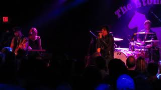 JESSE MALIN " GO STRAIGHT TO HELL BOY " JOE STRUMMER - STONE PONY JAM 08 19 2017