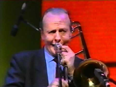 Lino PATRUNO & THE ROMAN NEW ORLEANS JAZZ BAND "Between the Devil and the Deep Blue Sea"