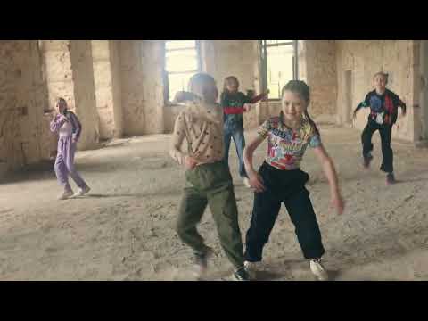 Mighty Shake na zámku #dancevideo