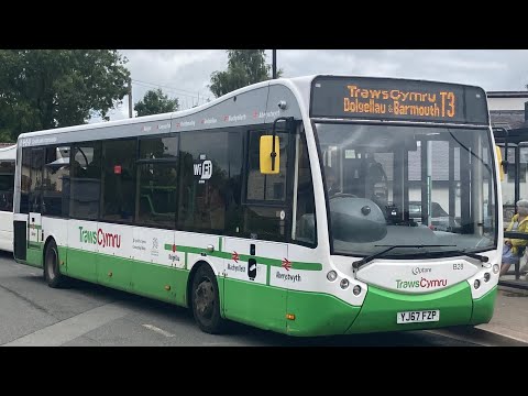 Lloyd’s Coaches - B28 YJ67 FZP - Route T3