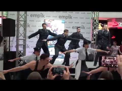 "Pan Hurricane"  wyk.Paweł Kubat oraz zespół TM Roma - Promocja płyty z musicalu Piloci