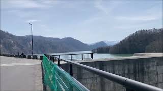 奥州湖胆沢ダムの放流