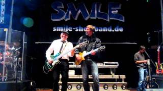 Cheap Trick Riff  High Roller Soundcheck Jam Smile