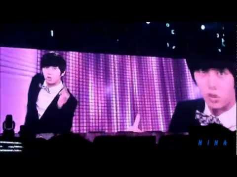 [HD FANCAM] 111119 Heechul singing Oops! LIVE @ Super Show 4 (Heechul VCR) (SUPER JUNIOR)