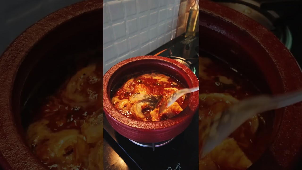 പാലക്കാടൻ സ്റ്റൈൽ മീൻകറി #shorts #trendingshorts #fishcurry  #easyrecipe