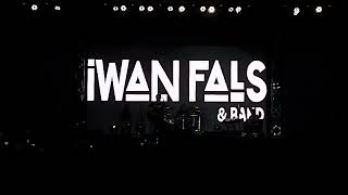 Download lagu Iwan Fals - Mendung Tanpo Udan - Live Konser Kebumen International Expo (KIE) Alun Alun Kebumen - HD mp3
