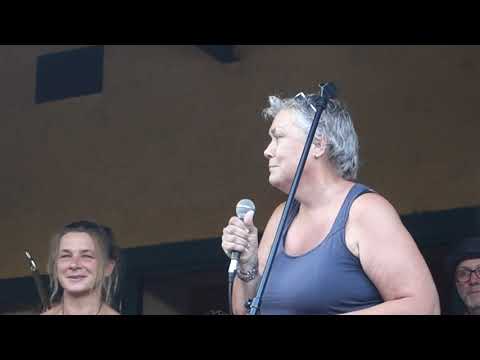 Gomera Streetband 2022 - Wald und Weinvierteltour 9 - Stuck in the Middle with You