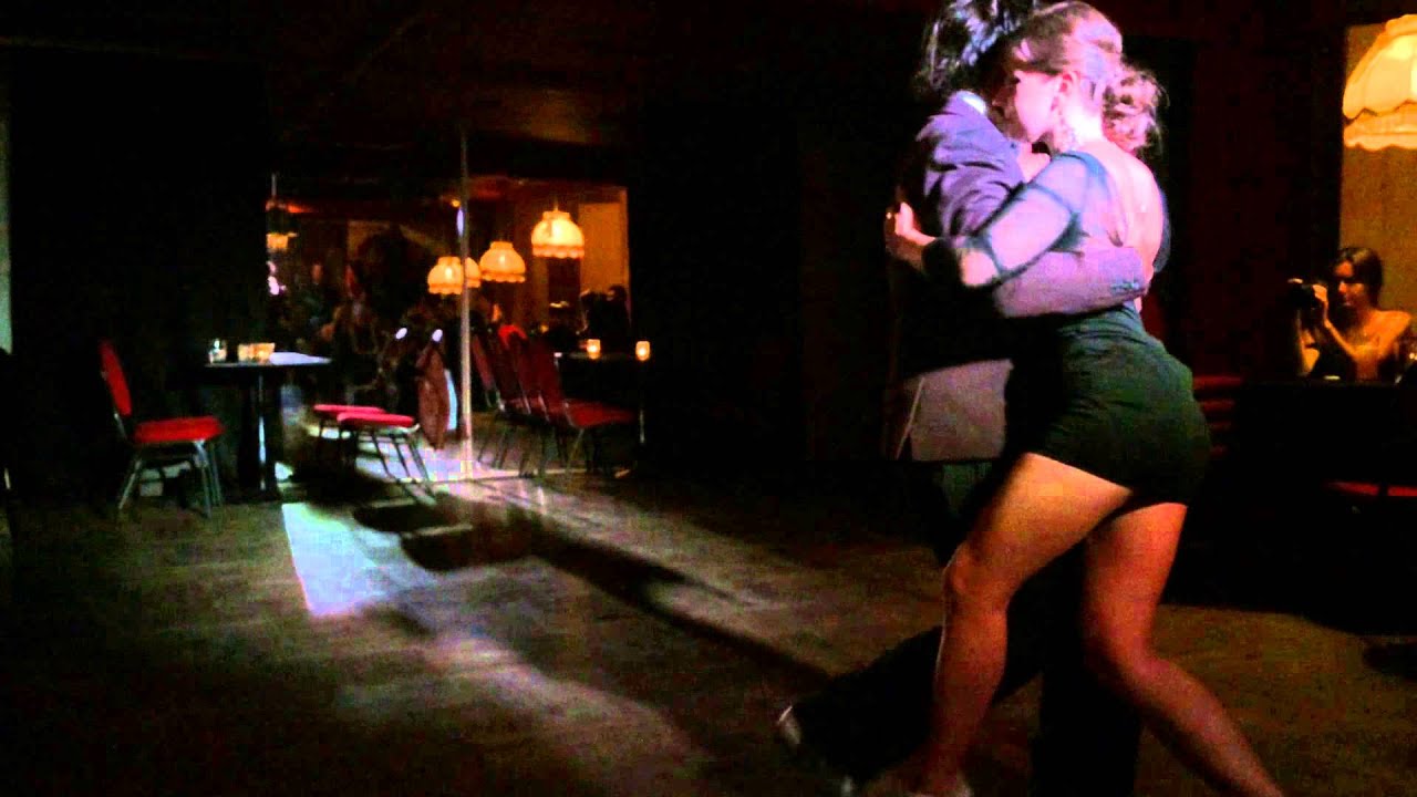 Agnieszka Stach & Facundo Peñalva 1/4