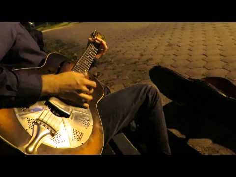 Blues In The Night. Jeremiah Lockwood. Fingerpicking Blues Guitar At Its Best!