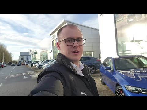 BMW 3-Series 330e M Sport Pro - Image 2