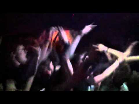 flux pavilion dropping bass cannon in edinburgh 09/04/11