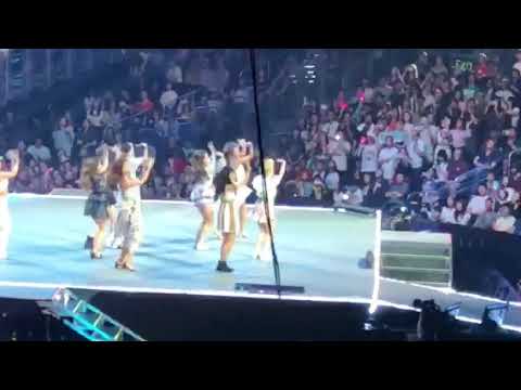 KCON LA 2018 — Twice performs What Is Love?