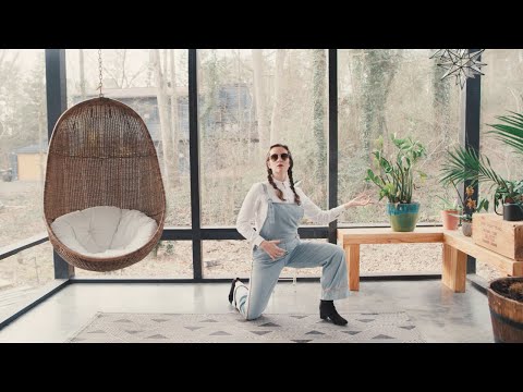 Skylar Gudasz - Play Nice (Official Video)