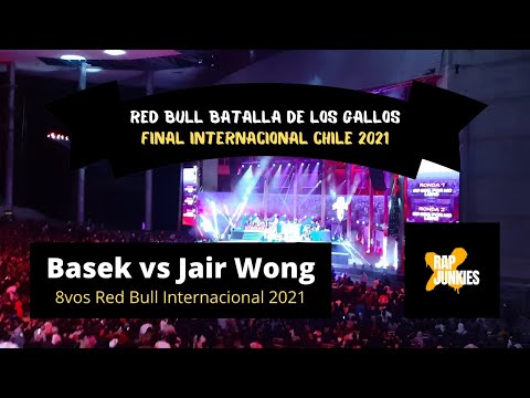 Basek vs Jair Wong 8vos Red Bull Batalla de los Gallos Internacional 2021 Reacción desde el Público
