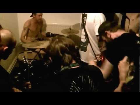 Gnarwolves - History is bunk - WTFEST 4 pre houseshow
