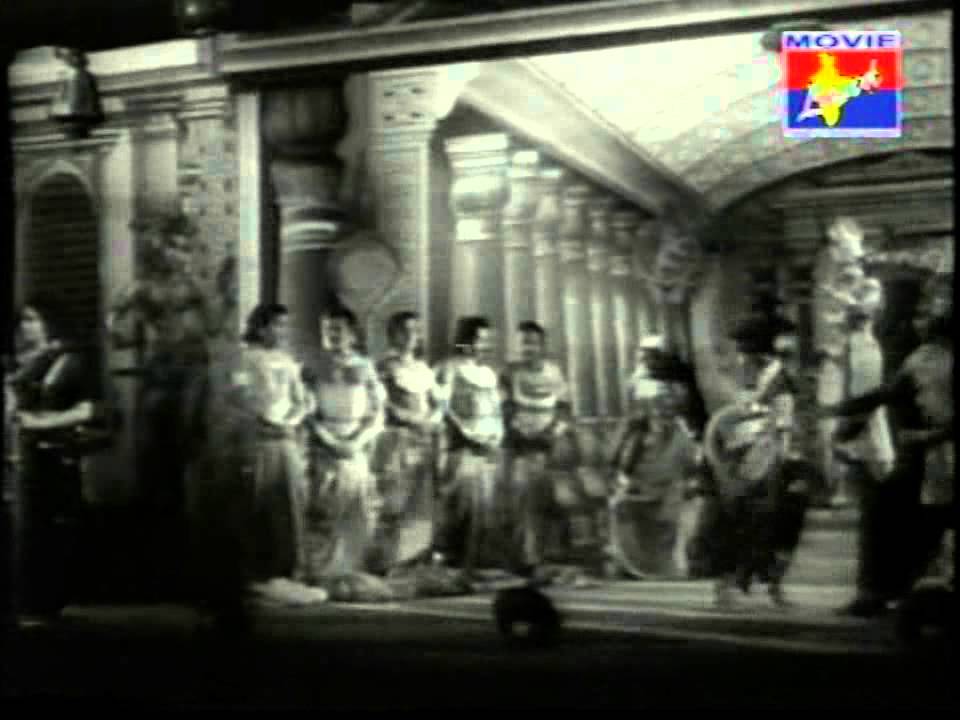 Aadum Alaigalil Neendhi Song Lyrics | Sabatham