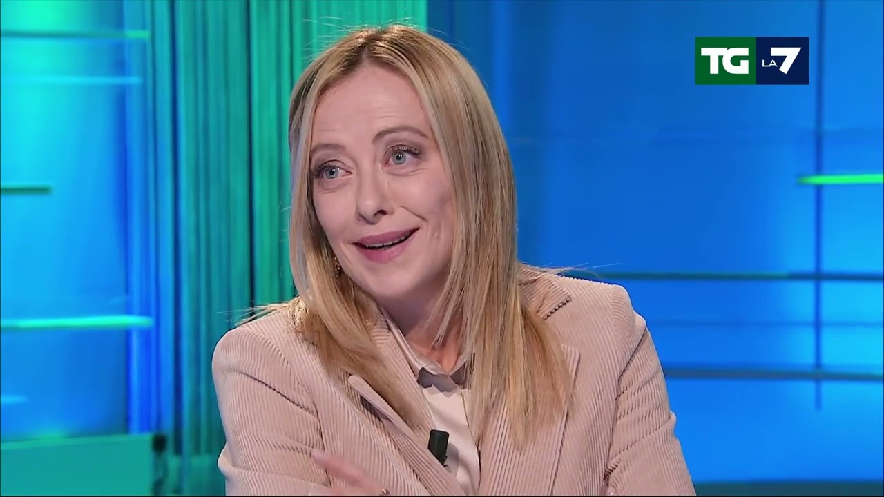 Meloni sul confronto con Schlein: “Disponibile, quando mi diranno chi è"