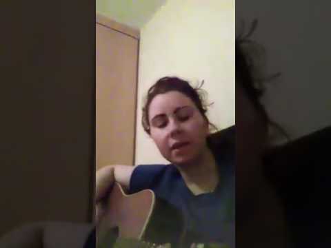 Mary Keenan singing( 90 miles from Dublin town )