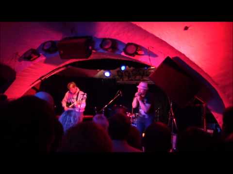 Red Face Project feat. Markus Löffler - Ist Da Jemand (Broilers Cover)