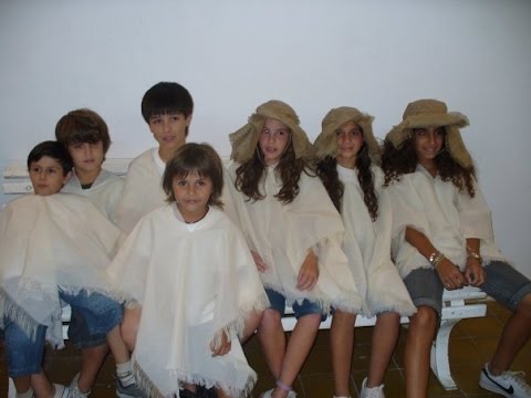 LA SOLAPA-NESTOR CUESTAS Y FAMILIA (Chamarrita) Autor:SANTOS TALA