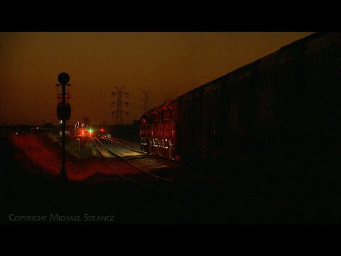 SCT 7MP9 With Boxcars, Containers & Steel Wagons At Night (23/9/2023) - PoathTV Australian Railways