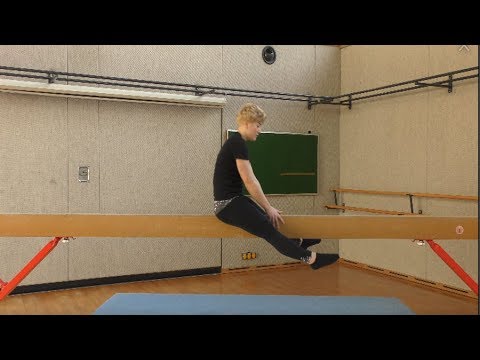 Grätschsitz und Rückschwung in den Hockschrittstand (6)