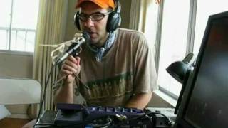 Video thumbnail for Digitech Vocal 300 Vocal Effects Processor Demo by Ozwald by clubZushi