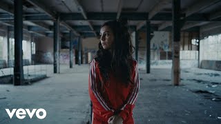 Amy Shark C\'mon feat. Travis Barker