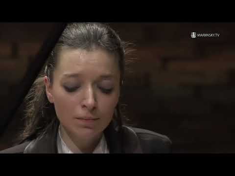 Yulianna Avdeeva   Liszt Apres une lecture de Dante