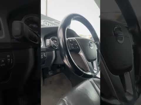 фото volvo v60 i 0