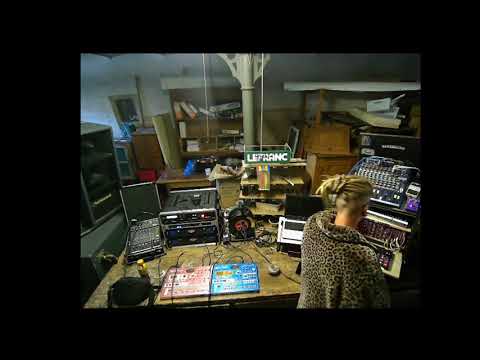 No2 - Live Tribe / Outracid  2022