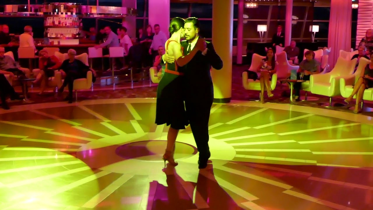 Bailando Reisen presents: Amanda & Adrian Costa