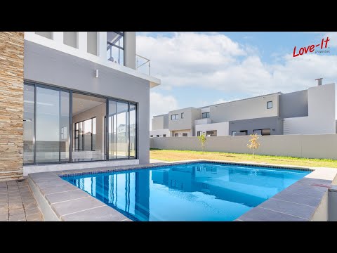 Building Package Homes built to Client Specification | Midstream Estate | Luxury Homes