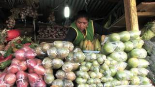 preview picture of video 'Mercado Central Cayambe, Ecuador'