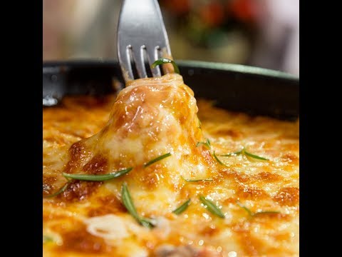 Gnocchi, Beef and Mozzarella Pie