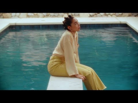 Sister - Love Me Right