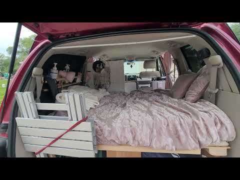 Minivan camper set up (simple and comfortable)